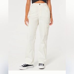 Hollister Ultra High-Rise Dad Pant Cream